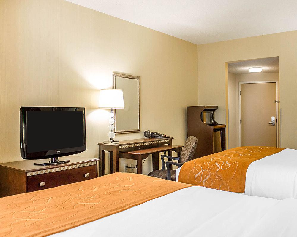 Holiday Inn - Cheshire - Southington By Ihg Экстерьер фото